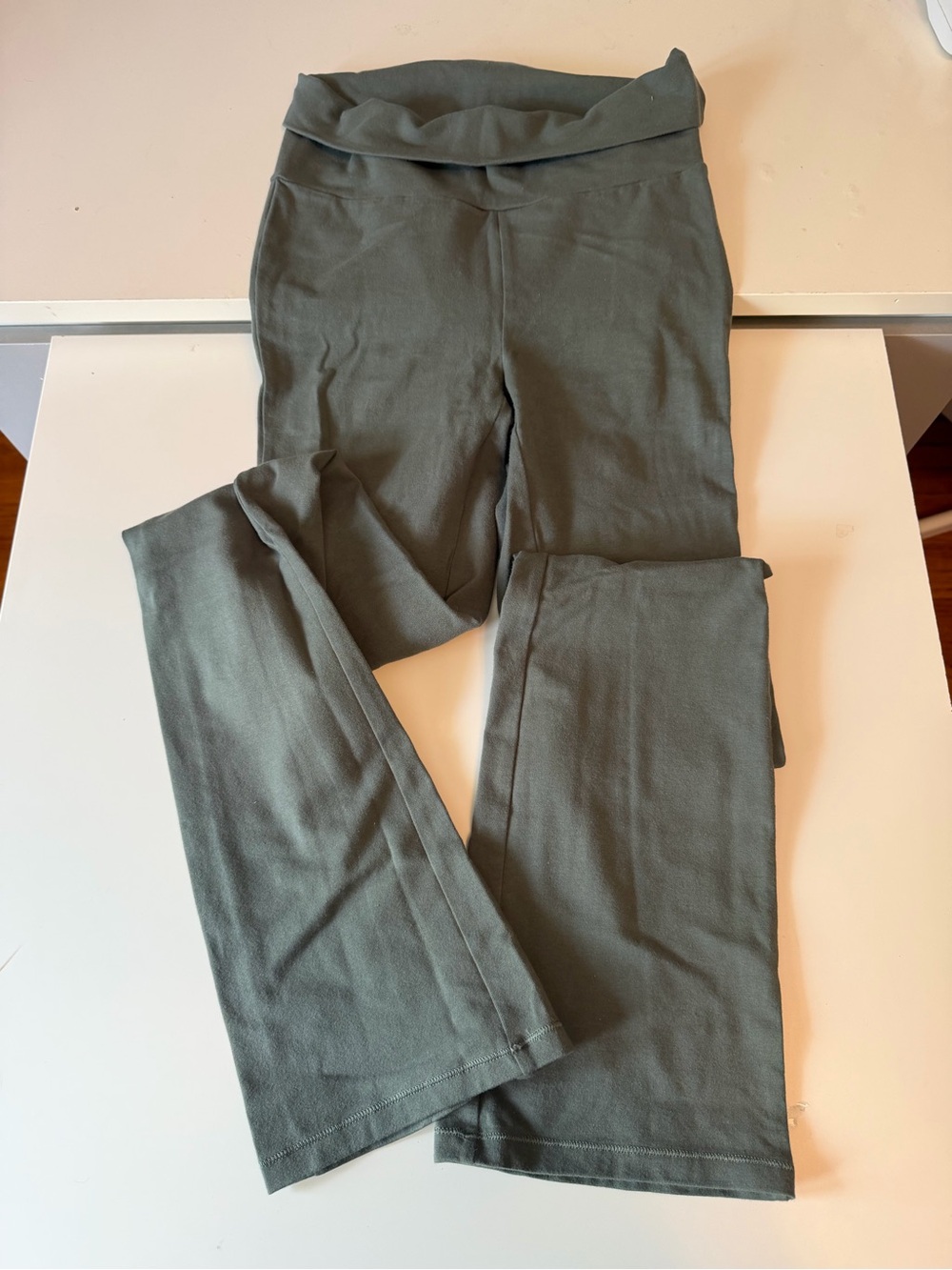 Aritzia Homestretch Fold Over Leggings